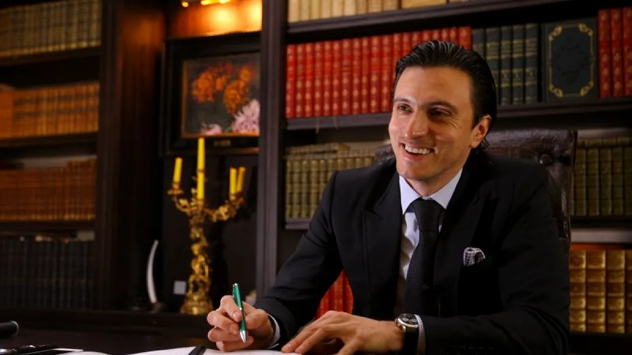 Ce tun a dat Dragoș Săvulescu în Grecia! Sunt sute de mii de euro în joc