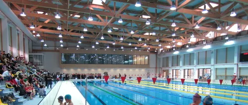 Campionii Carmen Bunaciu, Anca Pătrășcoiu și Răzvan Florea au inaugurat la Brașov cea mai modernă bază olimpică de natație din România