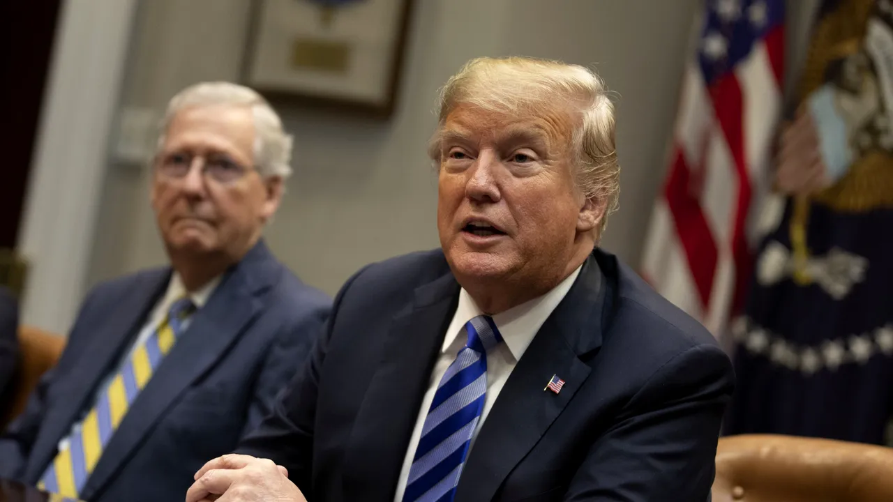 Donald Trump recomandă APPLE să-și mute producția în SUA, ca să evite NOILE TAXE pentru produsele chinezești