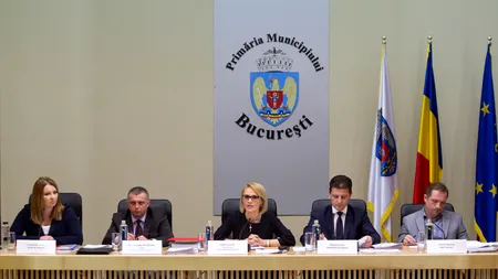 VIDEO. Scandal la Primăria Capitalei. Mai mulți cetățeni nu au fost lăsați să ia parte la o ședință publică