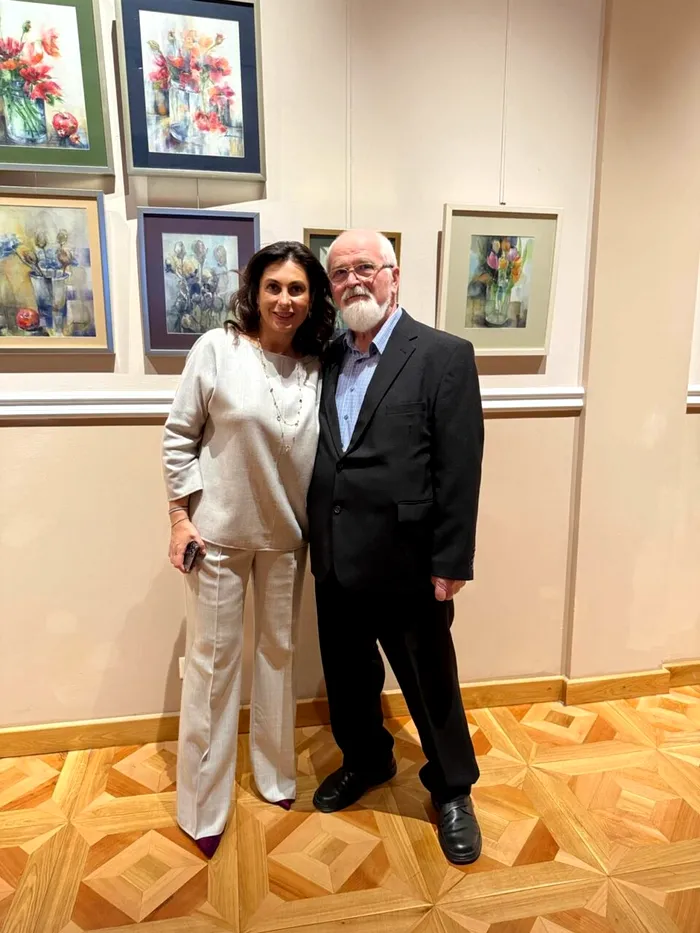 Alături de Profesorul Cornel Abrudan (artist plastic)