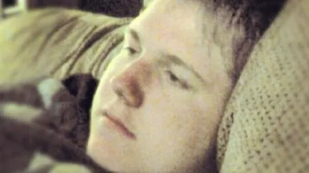 VIDEO.Un adolescent din SUA riscă să stea opt ani la închisoare din cauza unei postări pe Facebook