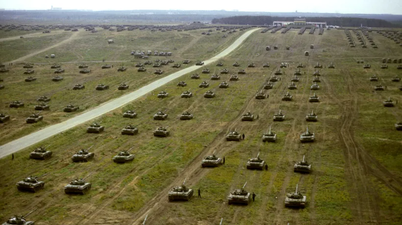 Rusia se pregătește de o invazie. Avertismentul statelor NATO, după ce presa scrie că Putin va trimite în Belarus 100.000 de militari