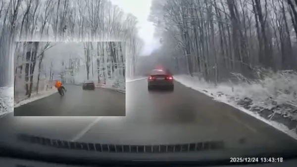 Tragedie în Ajunul Crăciunului. Un motociclist fără permis s-a izbit de un stâlp de beton, în Iași