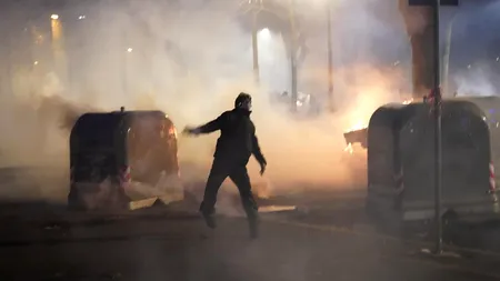 Violențe extreme la Torino după evacuarea centrului de stânga Askatasuna. 31 de polițiști au fost răniți în urma ciocnirilor cu protestatarii