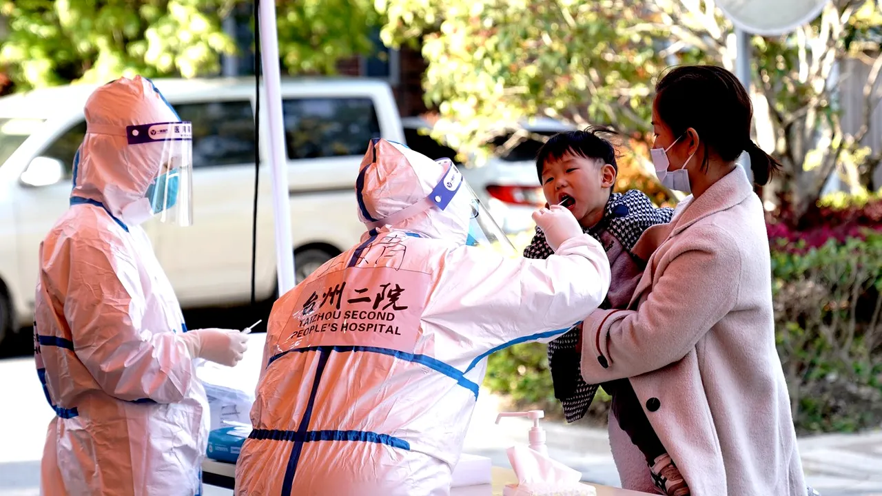 America cere Chinei să împărtășească informații despre noul val de COVID-19: „Este posibil ca alte variante să se dezvolte şi să ne afecteze pe noi”