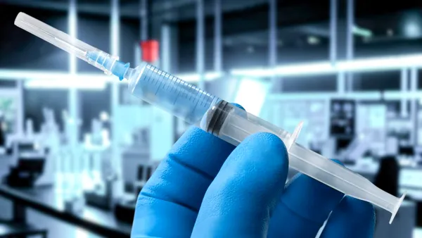 Vaccinul antigripal lipsește din farmacii, rată scăzută de vaccinare. Când se reia aprovizionarea