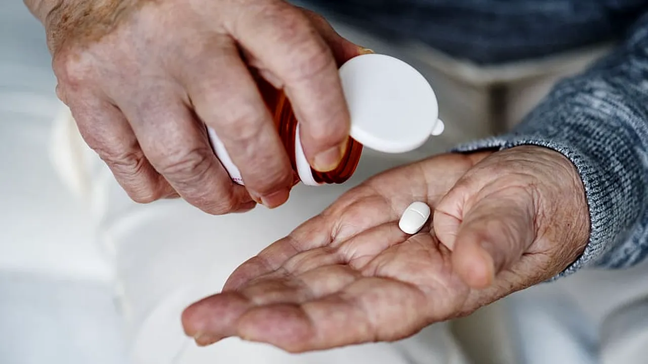 CORONAVIRUS. Sfaturi pentru cardiaci. Cum vă feriți de Covid-19. Recomandări de la medici