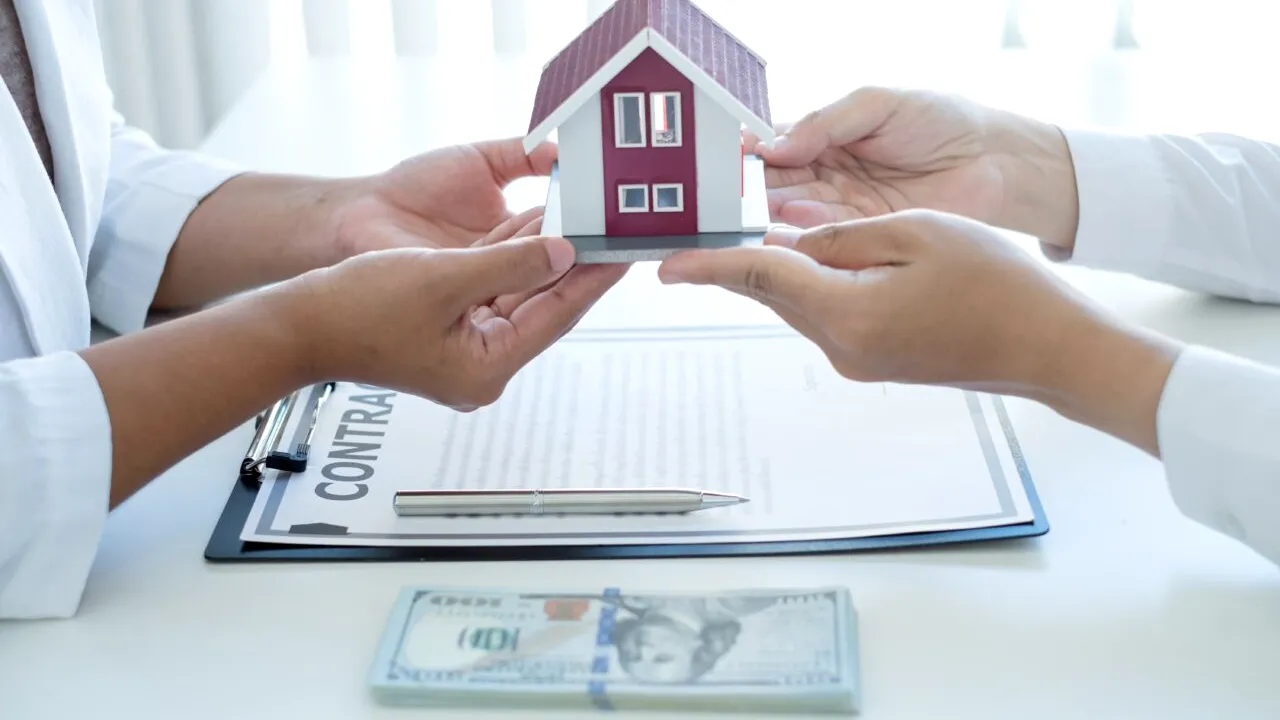 Dobândă fixă sau variabilă. Iată cum alegi creditul în 2025