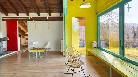 De la oraș la sat: Tot mai mulți tineri vor să își VÂNDĂ apartamentele și să se mute la țară / Sfatul specialiștilor în construcții