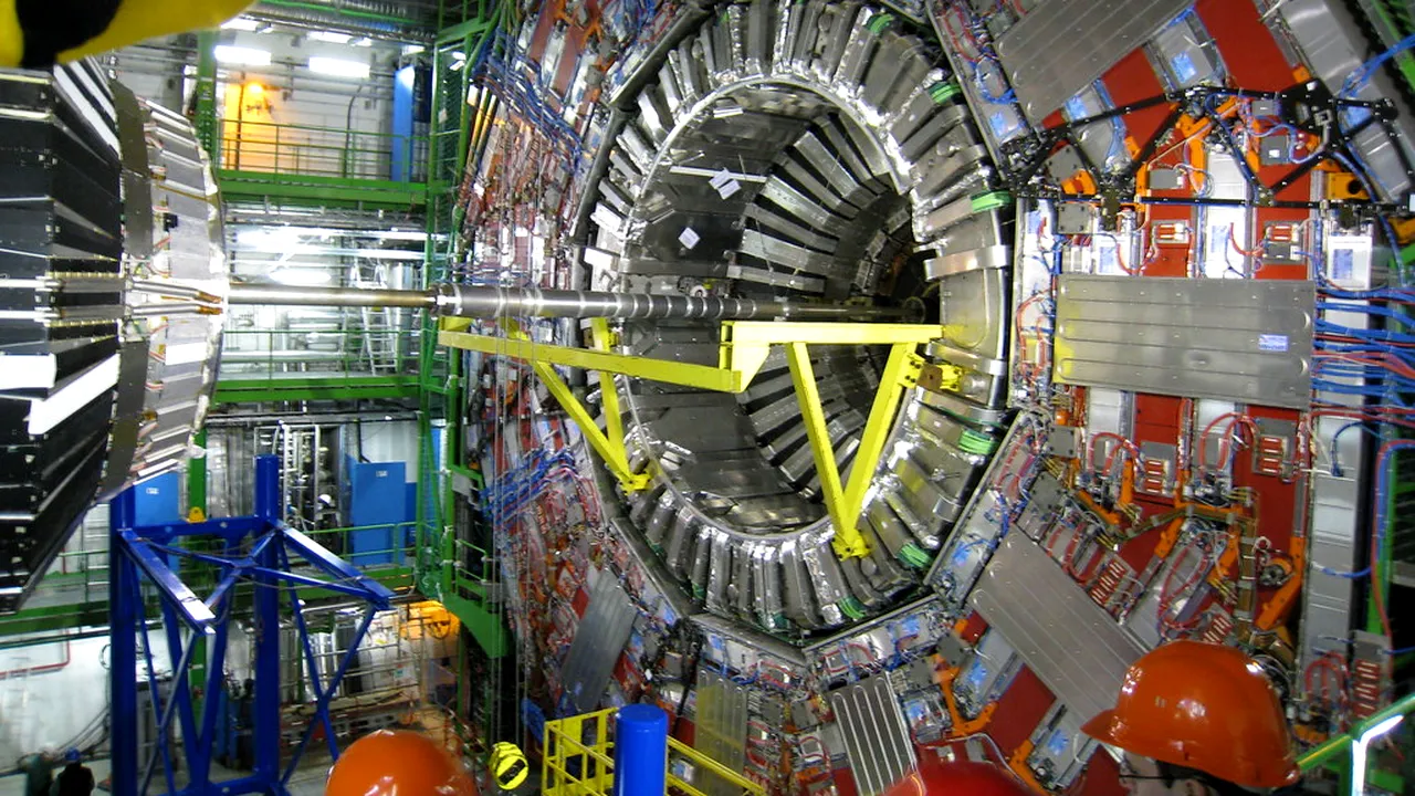 Particulele fantomă, căutate de oamenii de știință. Experimentul revoluționar aprobat de CERN