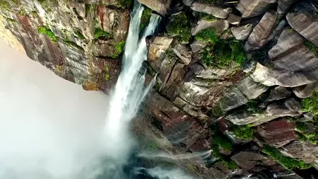 Care este cea mai mare CASCADĂ din România. Vizitat anual de mii de turiști, locul ascunde o legendă cutremurătoare