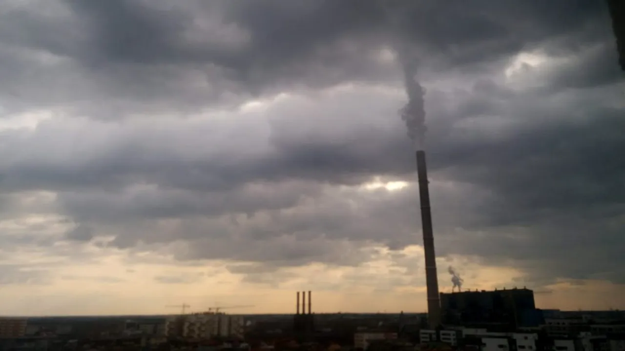 Cum va fi vremea în ultimul weekend din februarie. Se răcește și va fi vânt puternic în toată țara / În București sunt așteptate averse