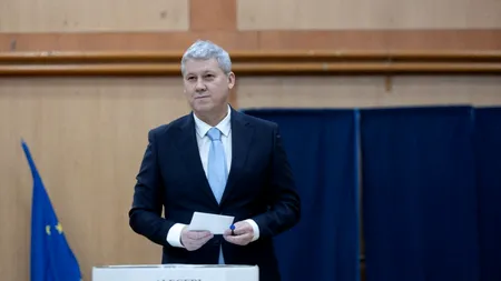 Premierul interimar Cătălin Predoiu: „Îndemn toți cetățenii români să participe astăzi la vot, este un moment de răscruce”