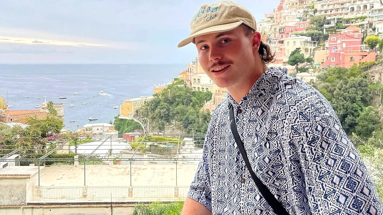 Doliu în lumea sportului! Jucătorul de rugby Liam Hampson a murit la numai 24 de ani