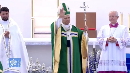 Papa Leon al XIV-lea își continuă vizita în Franța. Suveranul Pontif a celebrat o slujbă la Lourdes, în fața a 150.000 de credincioși