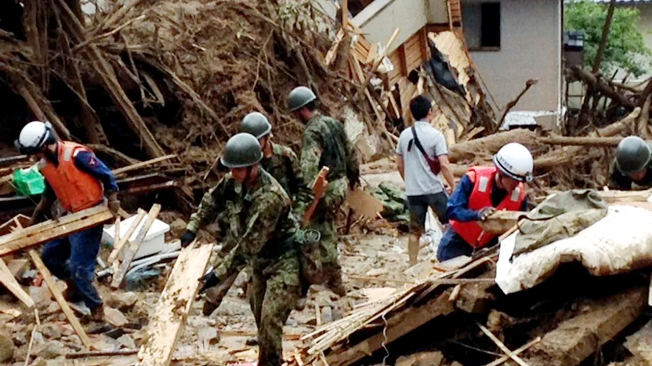 Dezastru în Hiroshima. Alunecările de teren au făcut zeci de victime