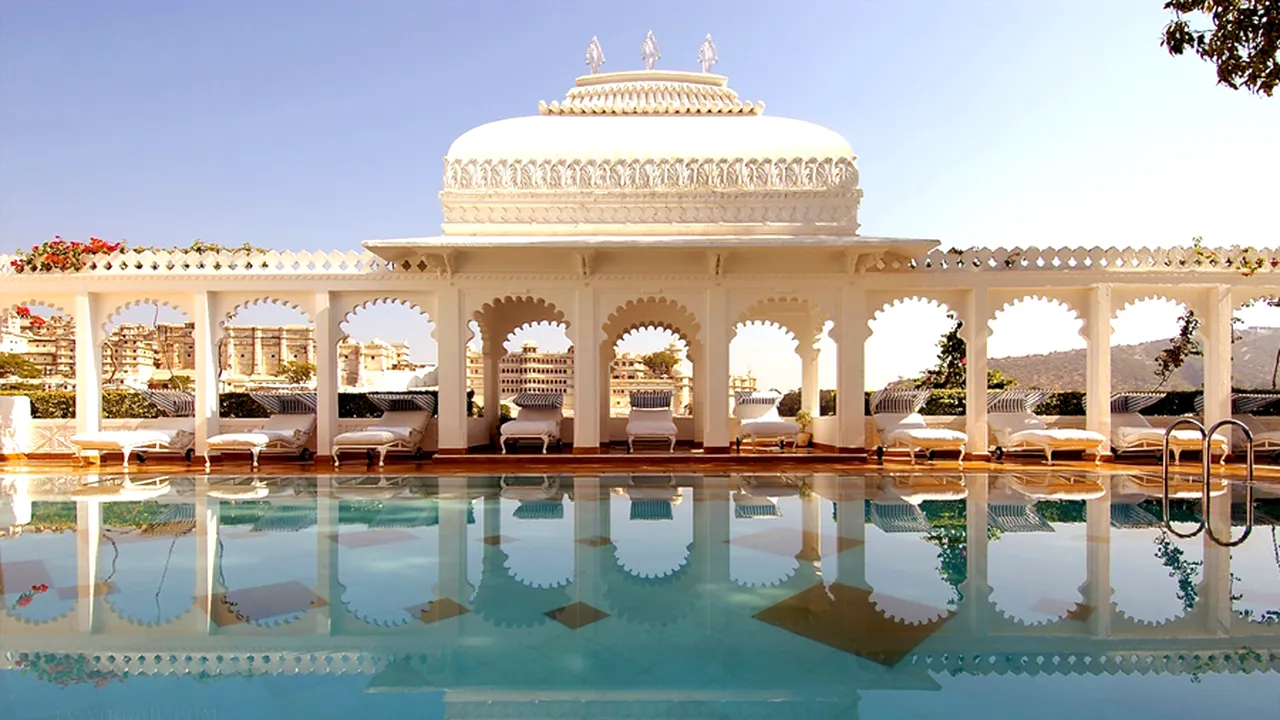 9 hoteluri luxoase din filme celebre