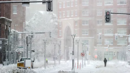 VIDEO | Crește bilanțul morților după furtuna masivă de zăpadă din SUA. Oamenii mor înghețați în propriile mașini