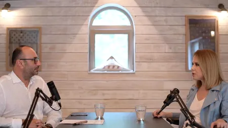 VIDEO | Mihaela Bilic, la podcast-ul lui Marius Tucă: „Am dat mâncarea la o parte și am avut curajul sau curiozitatea să nu mai îmi satur simțurile cu mâncare și să le pun să caute alți stimuli”