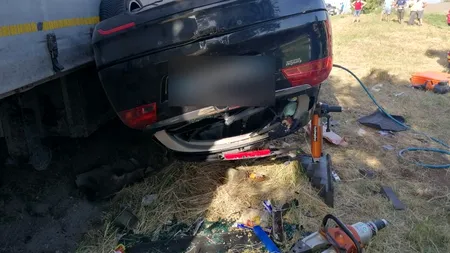 Accident cumplit în Cluj. Trei persoane, între care un copil de 6 ani, au murit