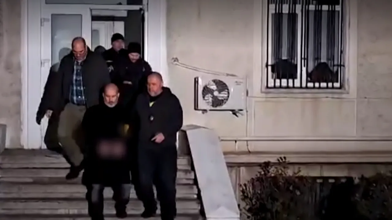 Administratorii „Fermei Dacilor” şi Cornel Dinicu, AUDIAȚI din nou / După-amiază, vor fi duși la instanță cu propunere de arestare