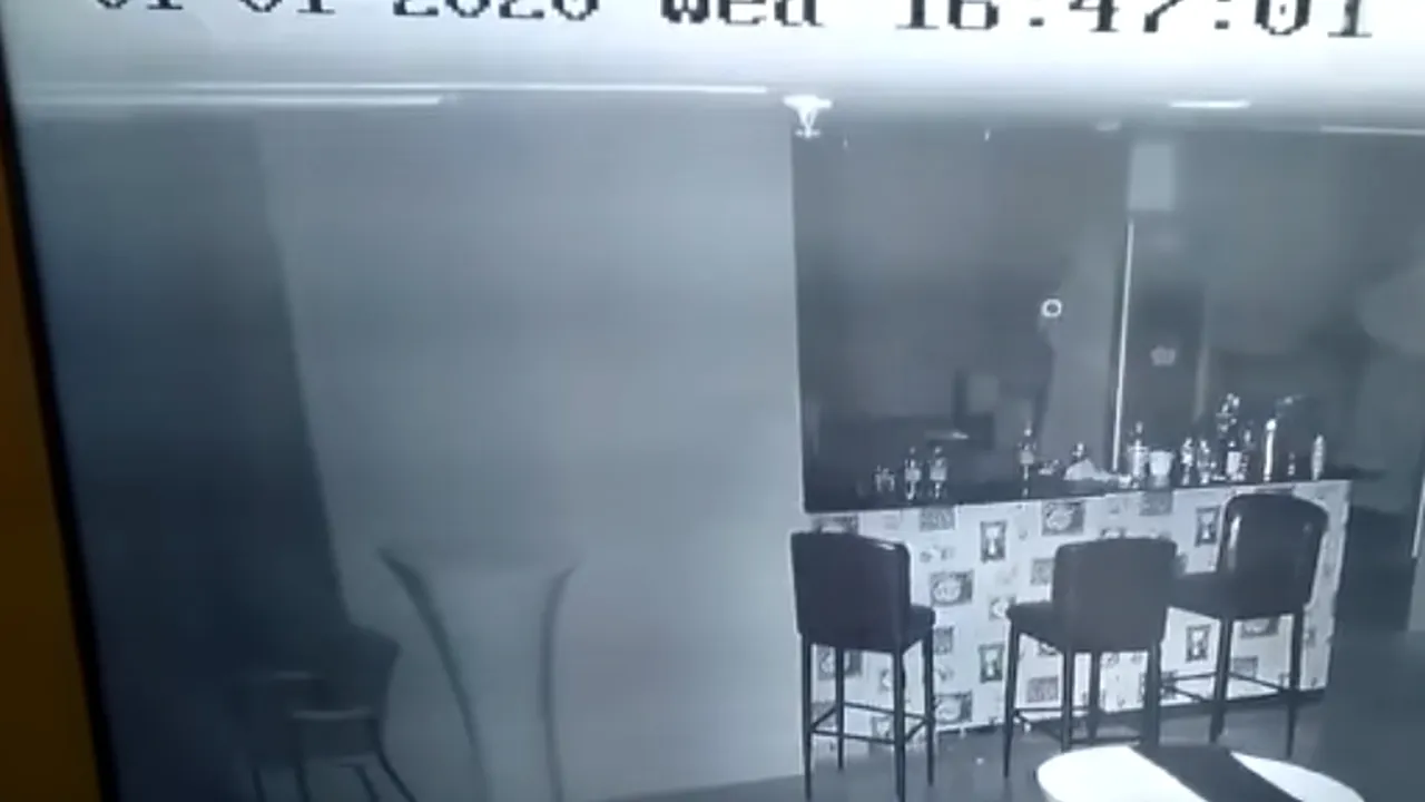 Un deputat USR prezintă imagini dintr-o sală a Bibliotecii Naționale, unde s-a organizat Revelionul: „Plină de mizerie, vandalizată