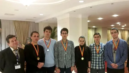 Acești studenți la matematică au găsit FORMULA DE AUR pentru România, însă mai au de rezolvat O PROBLEMĂ