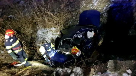 Tragedie în Bistrița. Doi copii au murit după ce maşina în care se aflau a fost lovită de tren