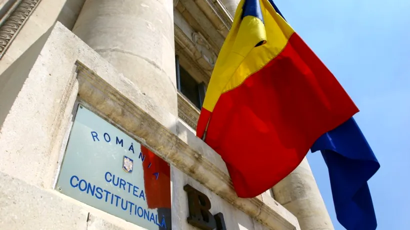 Legea ce permite firmelor, în pericol de INSOLVENȚĂ, prelungirea perioadei de restructurare cu până la 5 ani, analizată de Curtea Constituțională