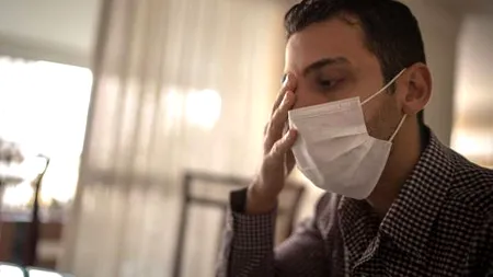Medicii au descoperit un nou simptom Covid-19. Este foarte ușor de ratat