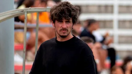 Președintele unui club de fotbal spaniol îi urmărește pe jucătorii săi musulmani cu carne de porc. Valul de indignare pe care l-a provocat