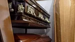O bătrână s-a trezit într-un SICRIU, după ce fusese declarată decedată. Cum s-a produs greșeala