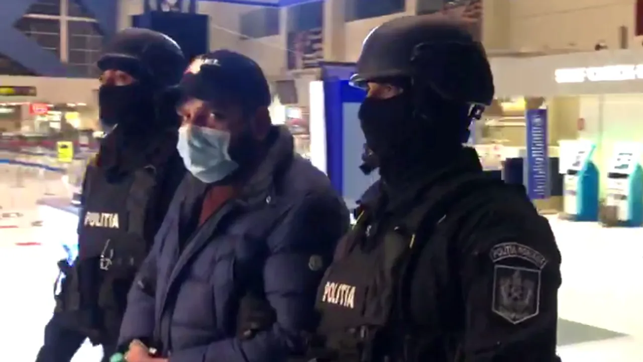 Albert Florian Balint, fiul lui Sile Cămătaru, a fost adus în cătușe din Germania / De ce fugise din țară (VIDEO)