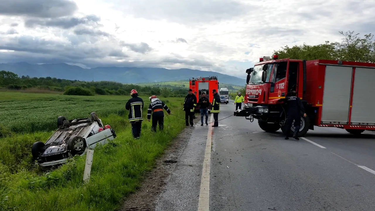 O mașină DIICOT, implicată într-un accident grav. Omul de afaceri transportat la audieri a ajuns la spital