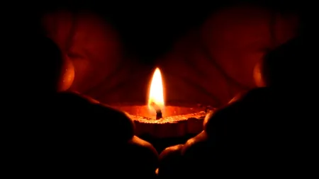 Paște 2023. Când încep DENIILE. Ce semnificație au slujbele din Săptămâna Mare