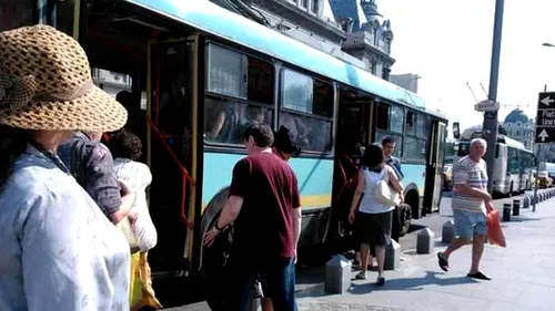 De ce nu au aer condiționat autobuzele din București: RATB, care a cheltuit 200 de milioane de euro pe autobuze, spune că „cele dotate erau prea scumpe