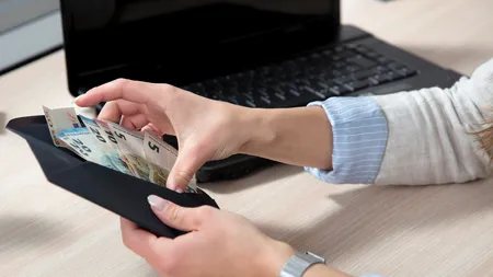 Explicația uluitoare a unui medic oncolog din Suceava care a luat mită de la 300 de persoane într-o singură lună