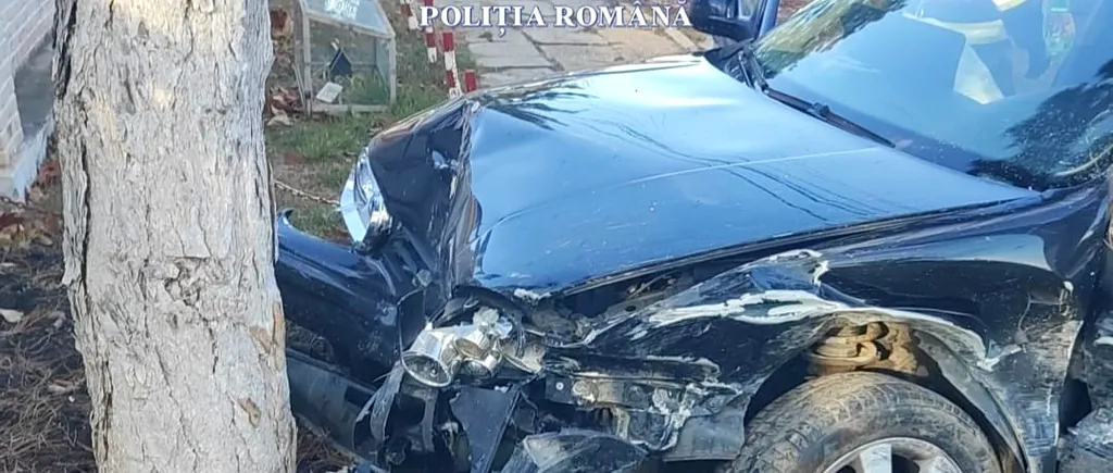 Mașină FURATĂ din Caracal, urmărită cu focuri de armă. Bărbatul de la volan a reușit să lovească cinci autoturisme parcate și două mașini de poliție