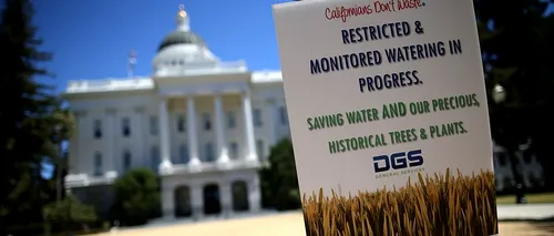 Amendă de 500 de dolari pentru californienii care irosesc apa. Statul american trece prin cea mai gravă secetă din ultimii 40 de ani