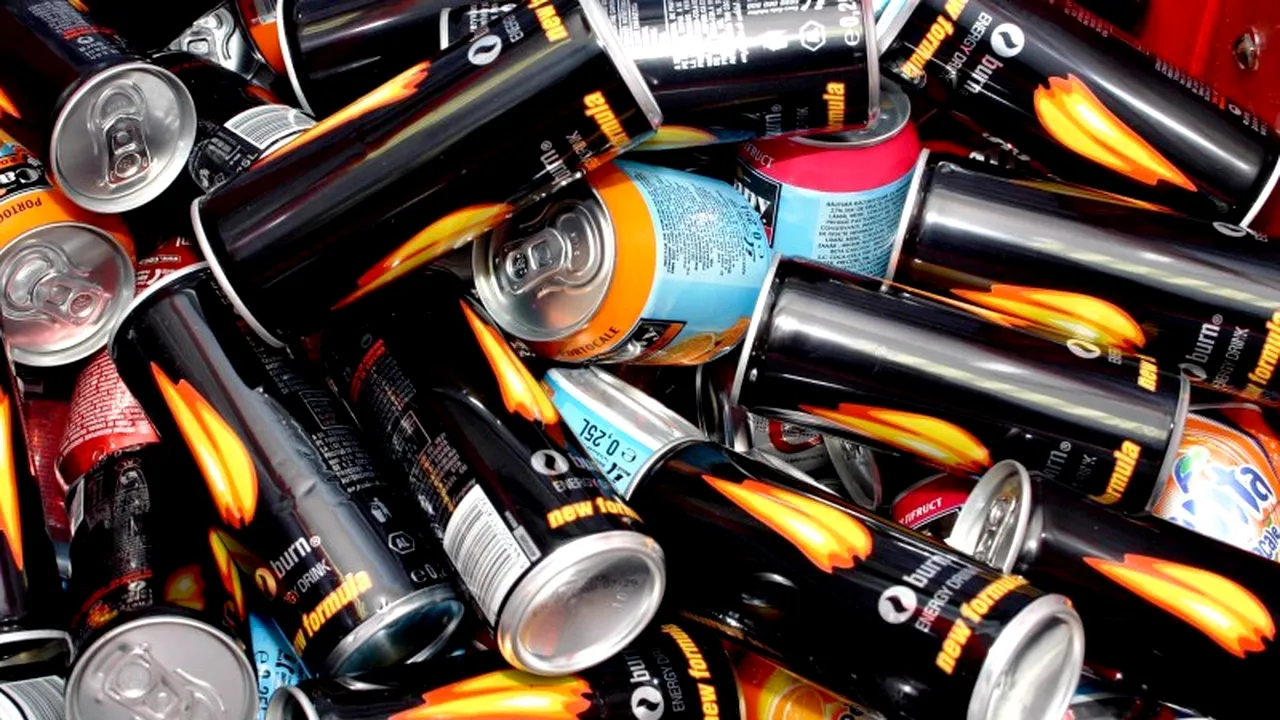 STUDIU. Cum îți afectează băuturile energizante smalțul dinților