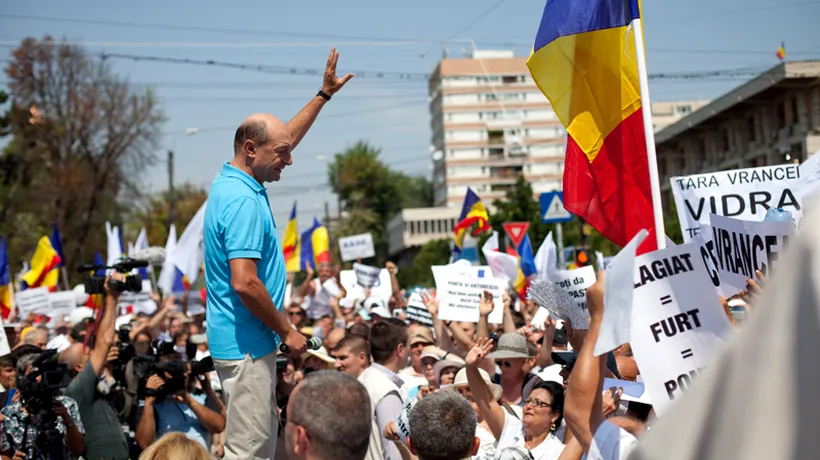 Băsescu către alegători: Îndemnul meu este să nu se prezinte la vot, dar să înțeleagă de ce eu, ca șef al statului, nu pot refuza o instituție fundamentală a statului român