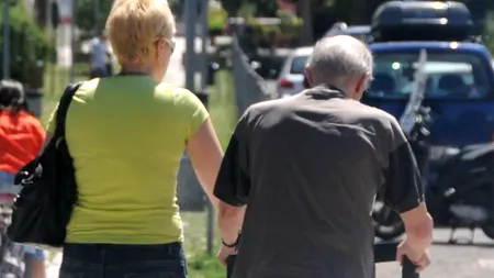 Moștenire cu scandal primită de o badantă din Italia. Ce i-a lăsat pensionarul pe care îl îngrijea, prin testament