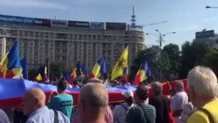 Protest față de OUG privind Codul Administrativ. Participanții au reclamat că autorităților nu le pasă de situația românilor din Covasna, Harghita sau Mureș