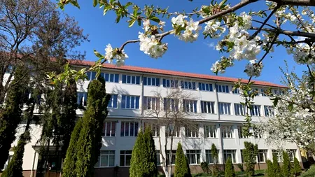 Elevă de liceu teologic, găsită spânzurată! Ce s-a întâmplat?! Polițiștii au ridicat imediat telefonul fetei