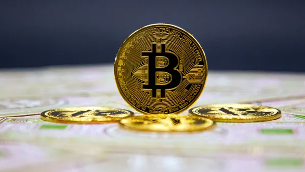O platformă celebră de investiții atrage atenția: Bitcoin a înregistrat cinci luni consecutive de pierderi și o scădere cu 48% față de maximul istoric
