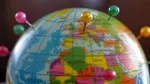 9 din 10 europeni ar lua în calcul mutarea în altă țară. Spania, destinația preferată pentru o viață nouă