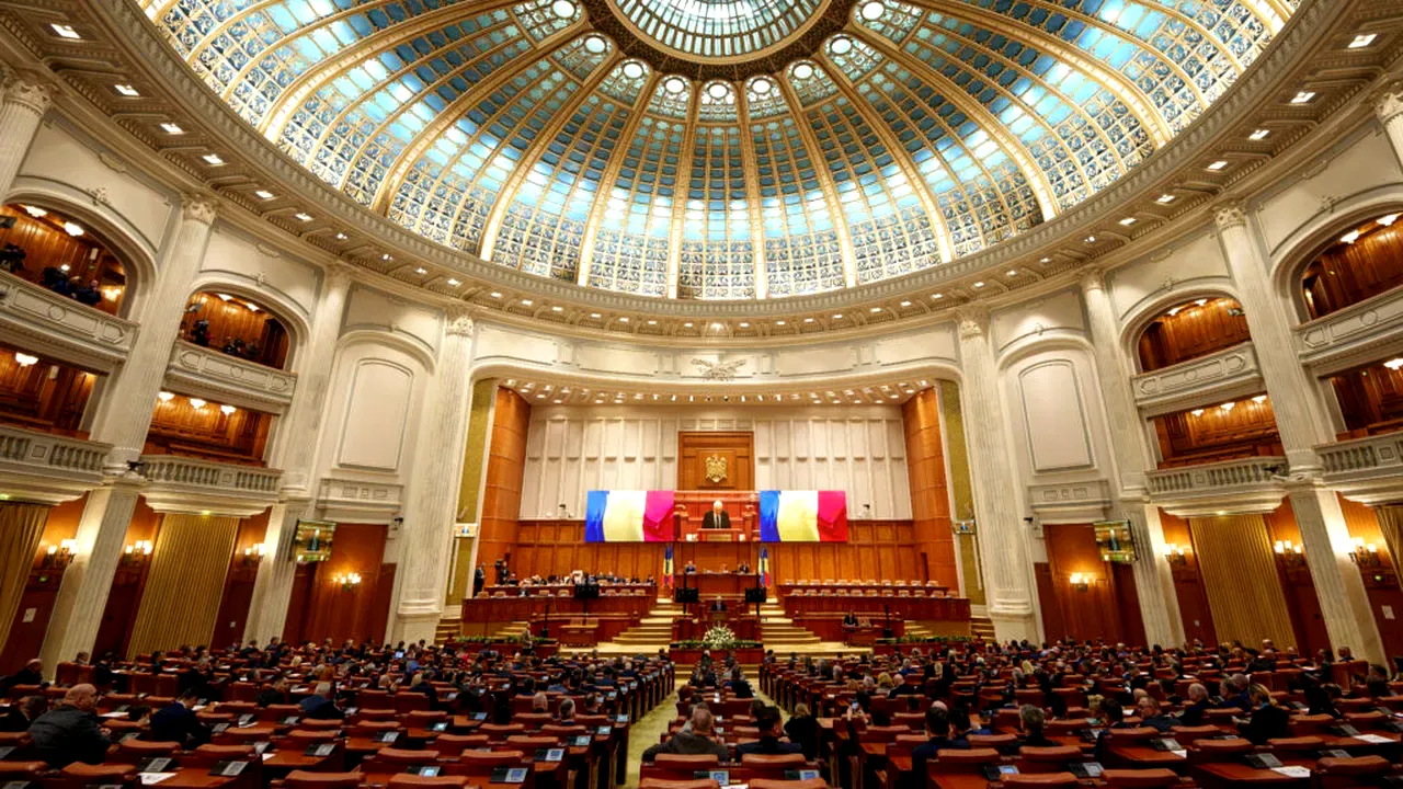 Beneficii financiare pentru pensionari, angajați, elevi și antreprenori. Ce măsuri concrete propun parlamentarii la început de sesiune
