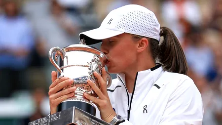 VIDEO | Iga Swiatek câștigă finala feminină de la Roland Garros. Poloneza ajunge, astfel, la al patrulea Grand Slam din carieră