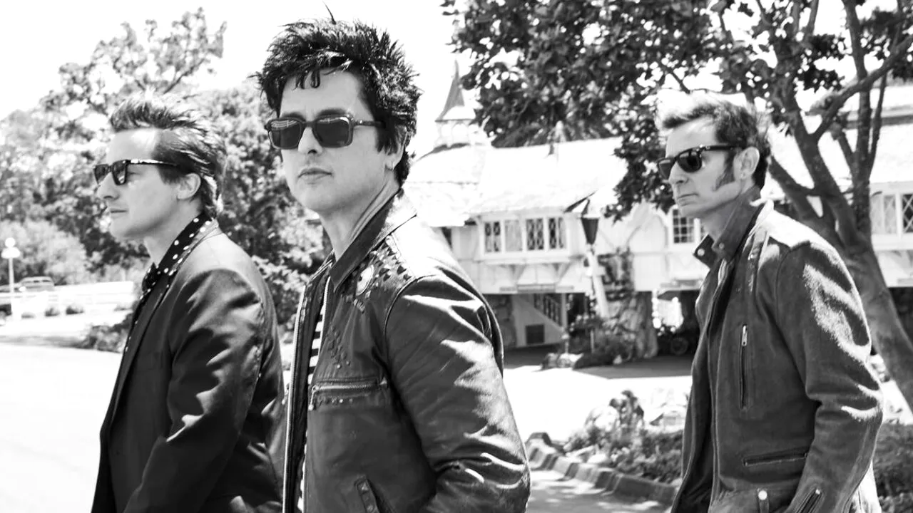 Solistul trupei Green Day a anunțat că renunță la cetățenia americană, după scandalul legat de dreptul la avort din SUA